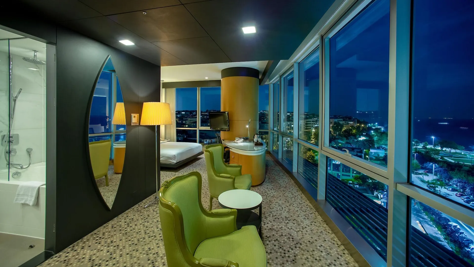 Hotel Doubletree By Hilton Istanbul - Moda