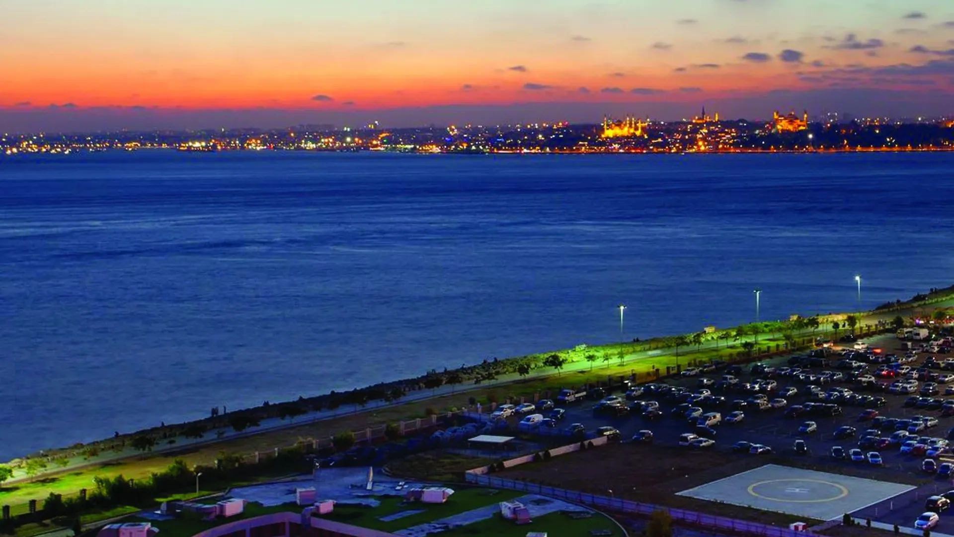 Doubletree By Hilton Istanbul - Moda Hotel