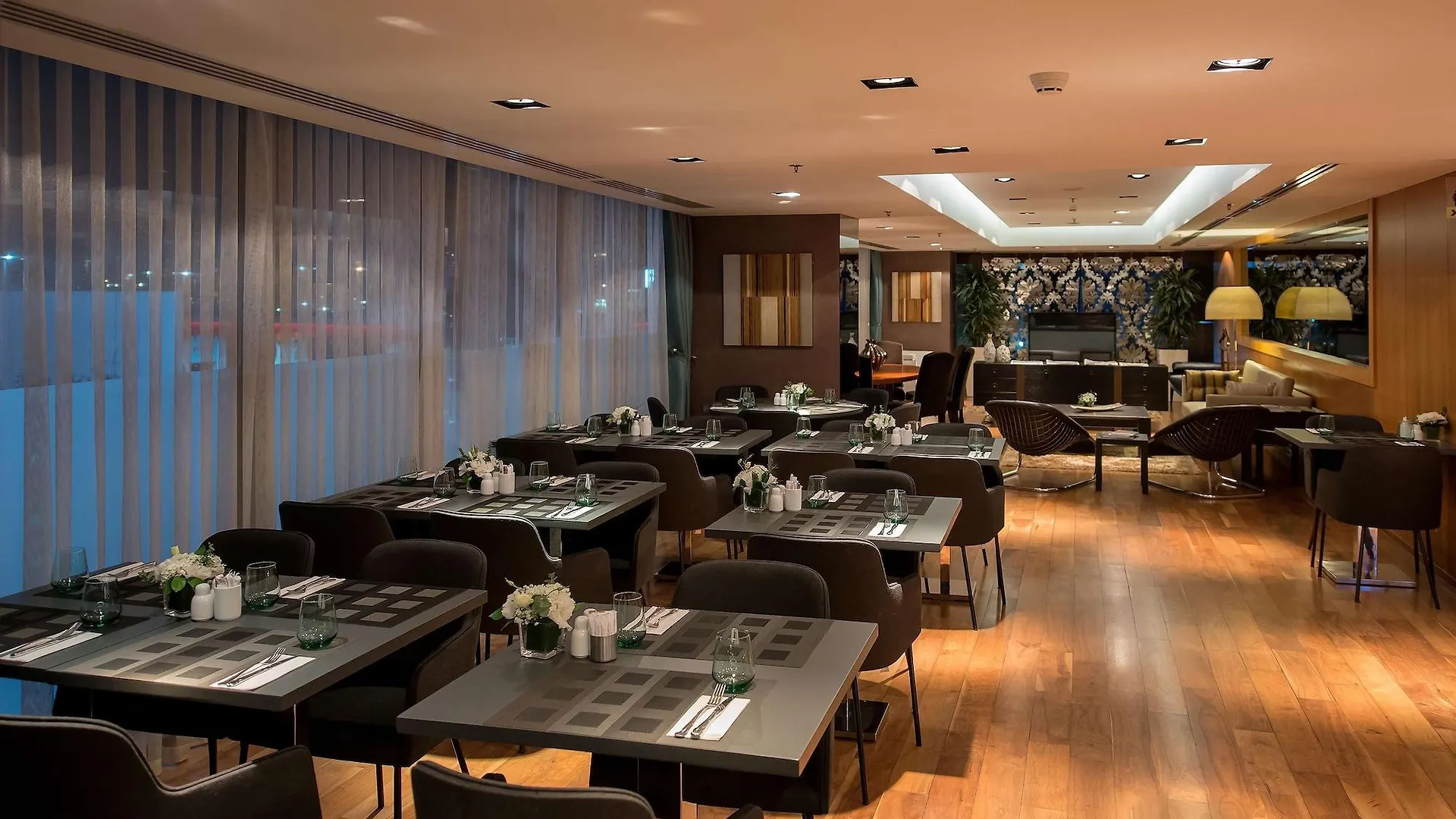 Doubletree By Hilton Istanbul - Moda