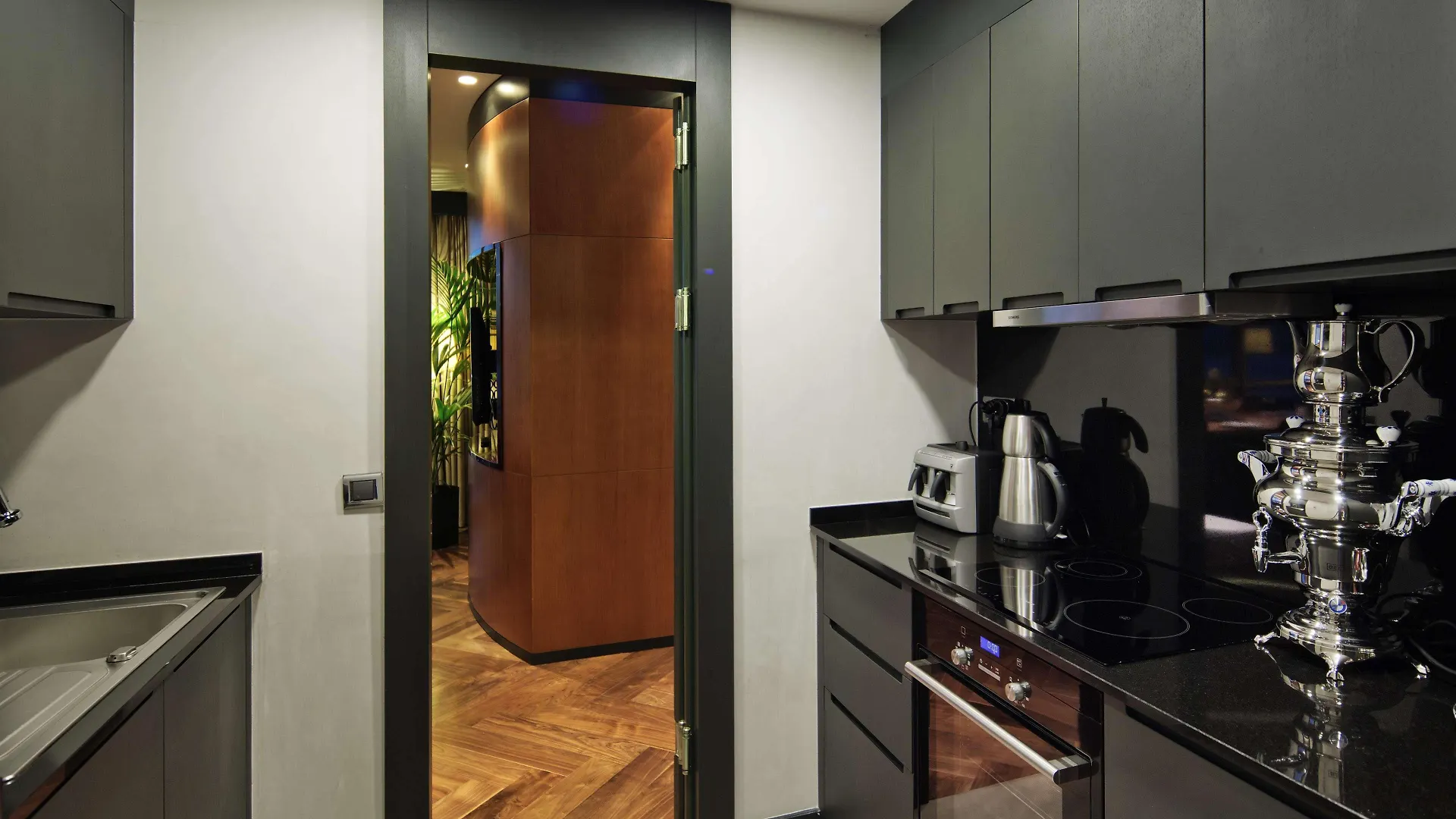 Hotel Doubletree By Hilton Istanbul - Moda