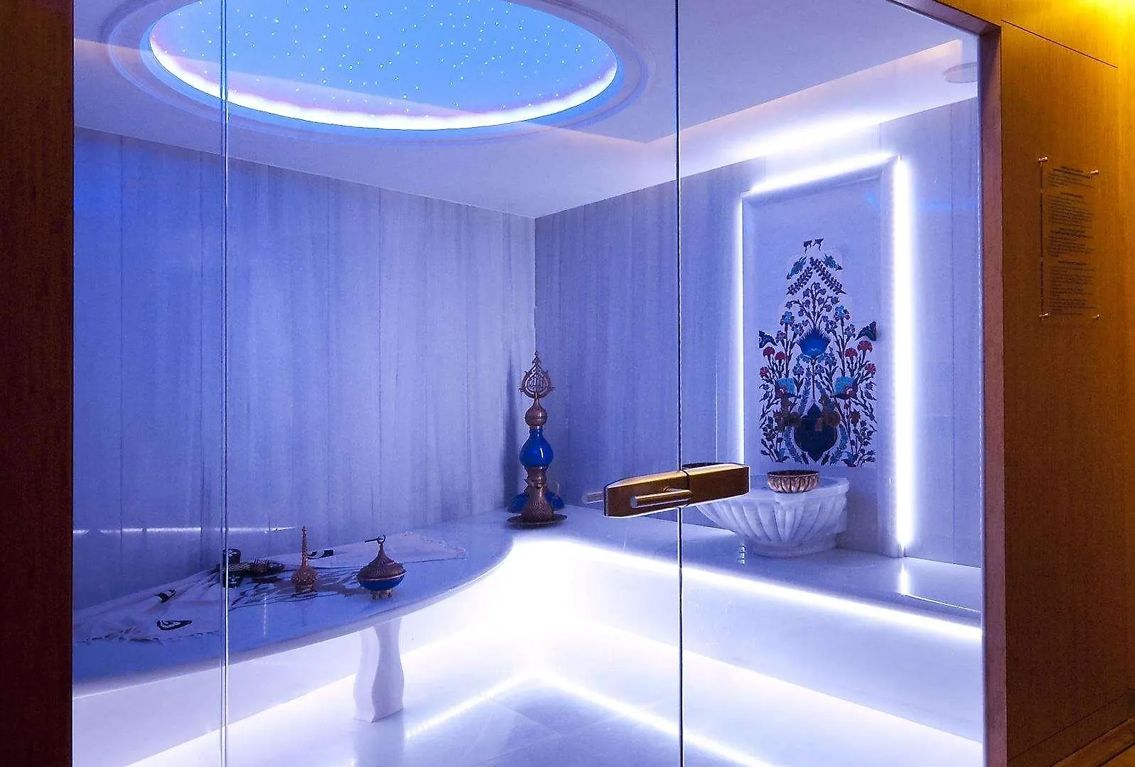 Doubletree By Hilton Istanbul - Moda Hotel