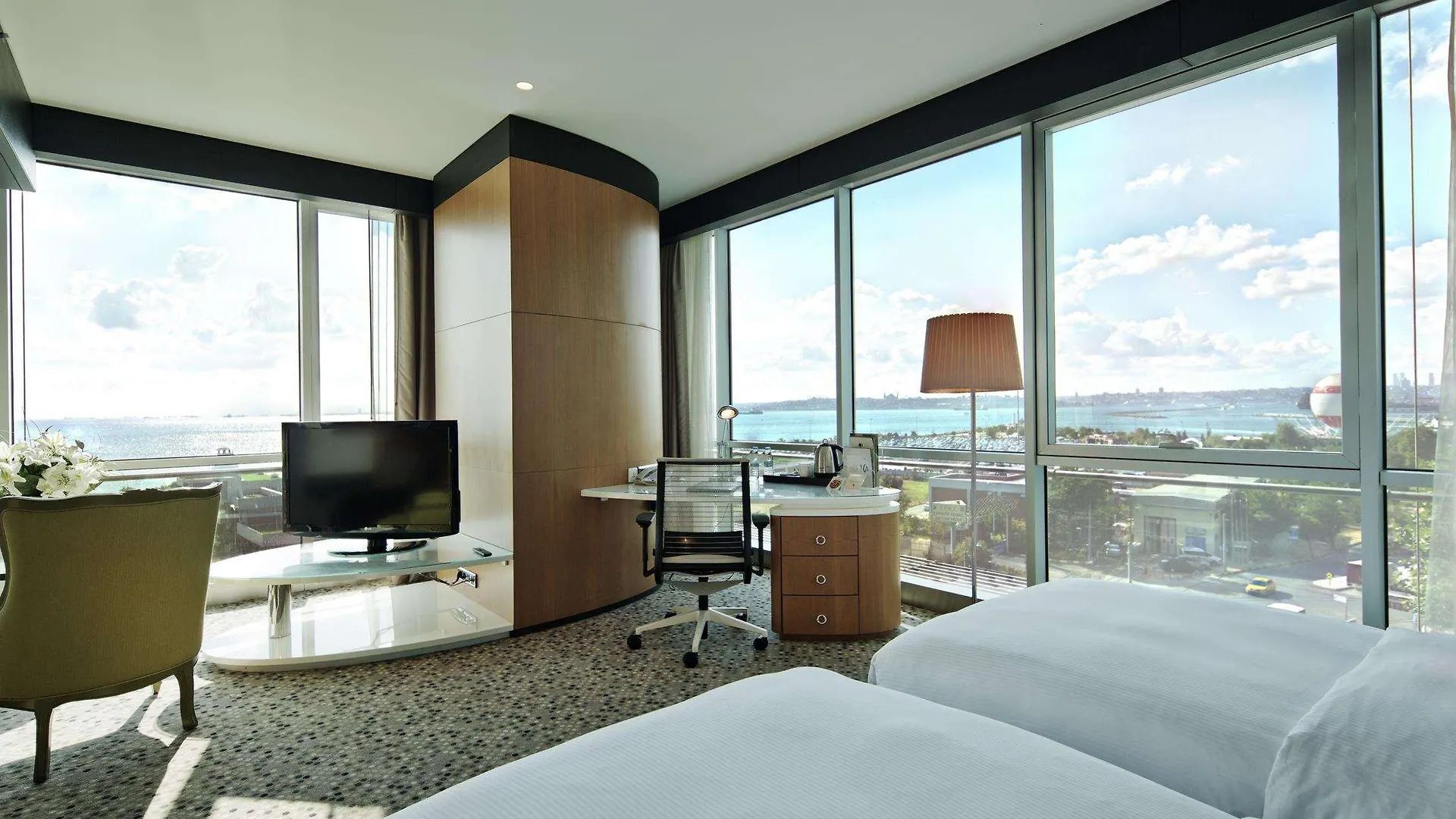 Doubletree By Hilton Istanbul - Moda Hotel
