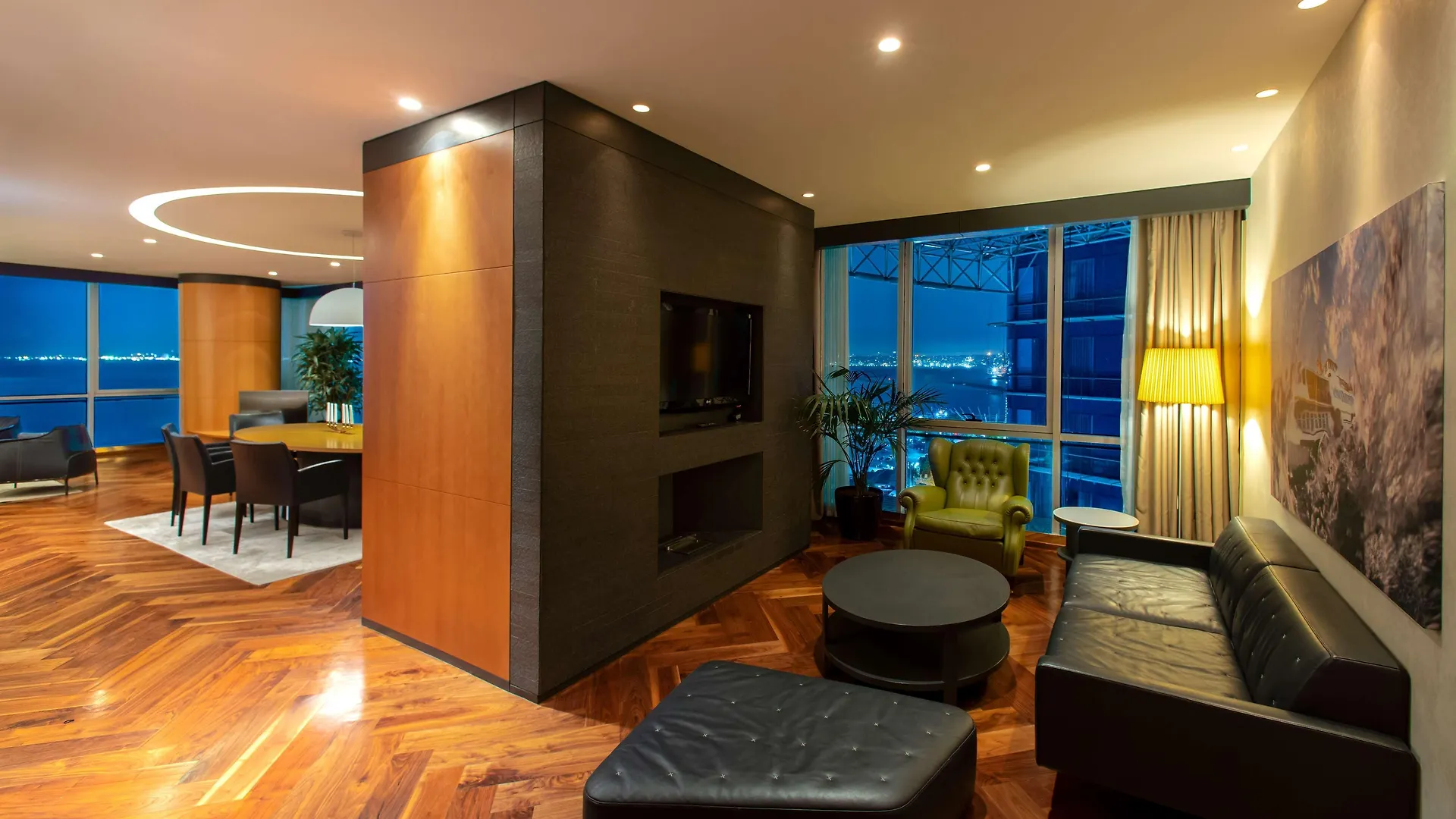 Doubletree By Hilton Istanbul - Moda 5*,