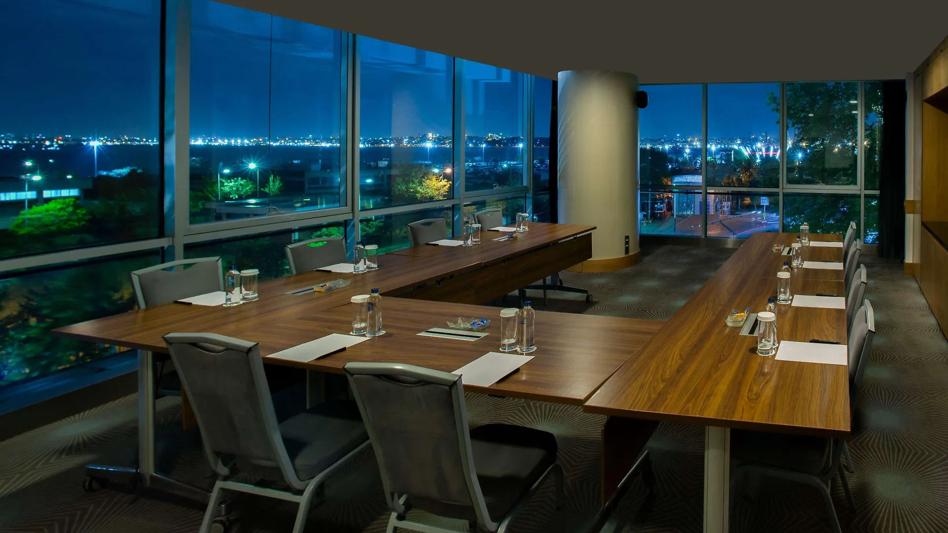 Doubletree By Hilton Istanbul - Moda