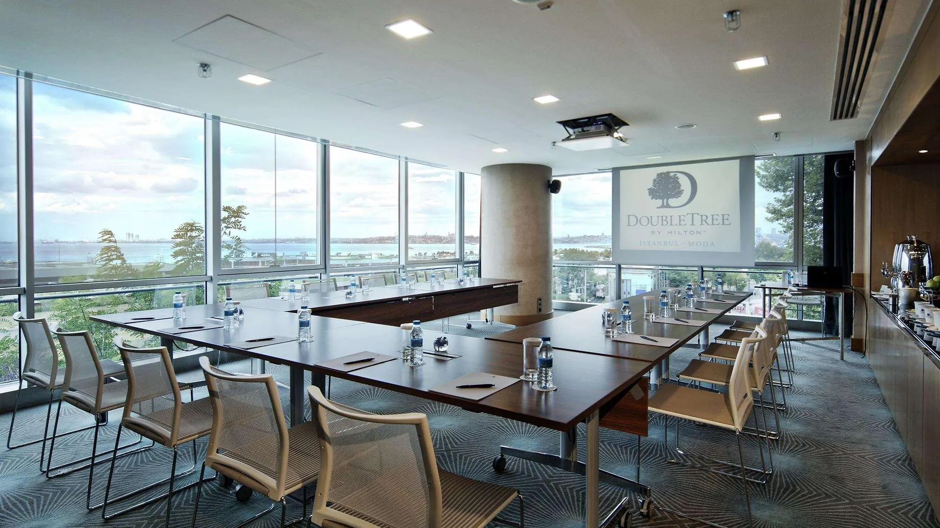 Doubletree By Hilton Istanbul - Moda Hotel