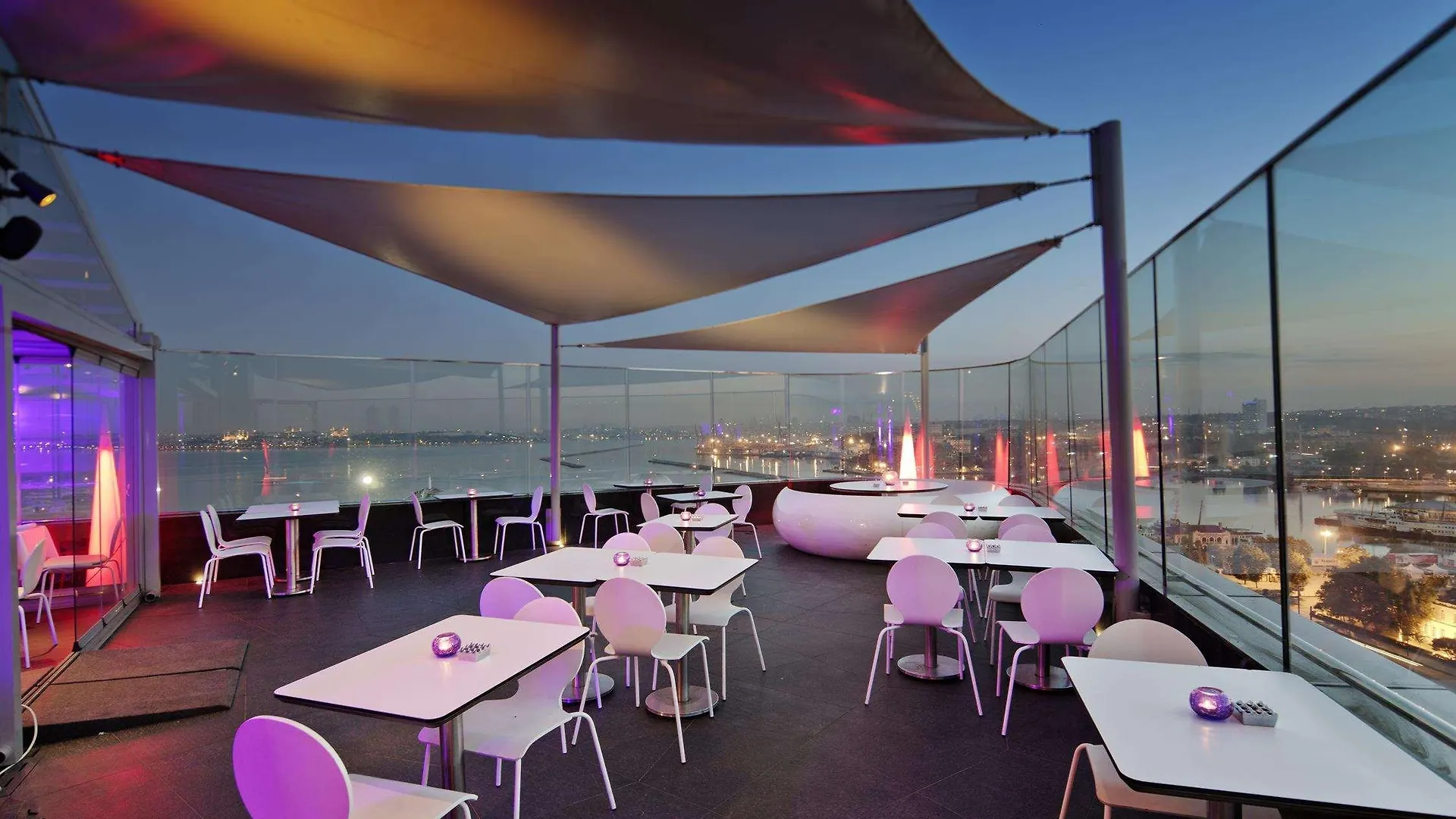 Doubletree By Hilton Istanbul - Moda Turkey