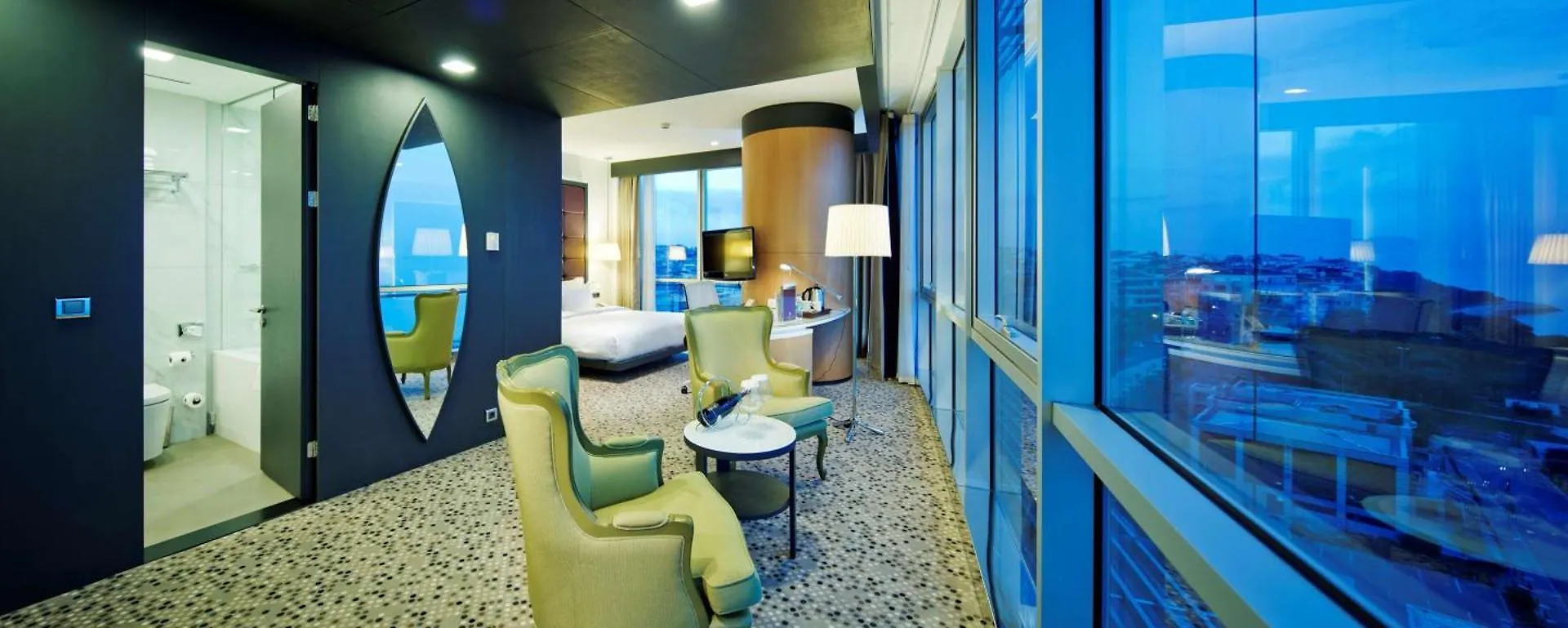 ***** Hotel Doubletree By Hilton Istanbul - Moda Turchia