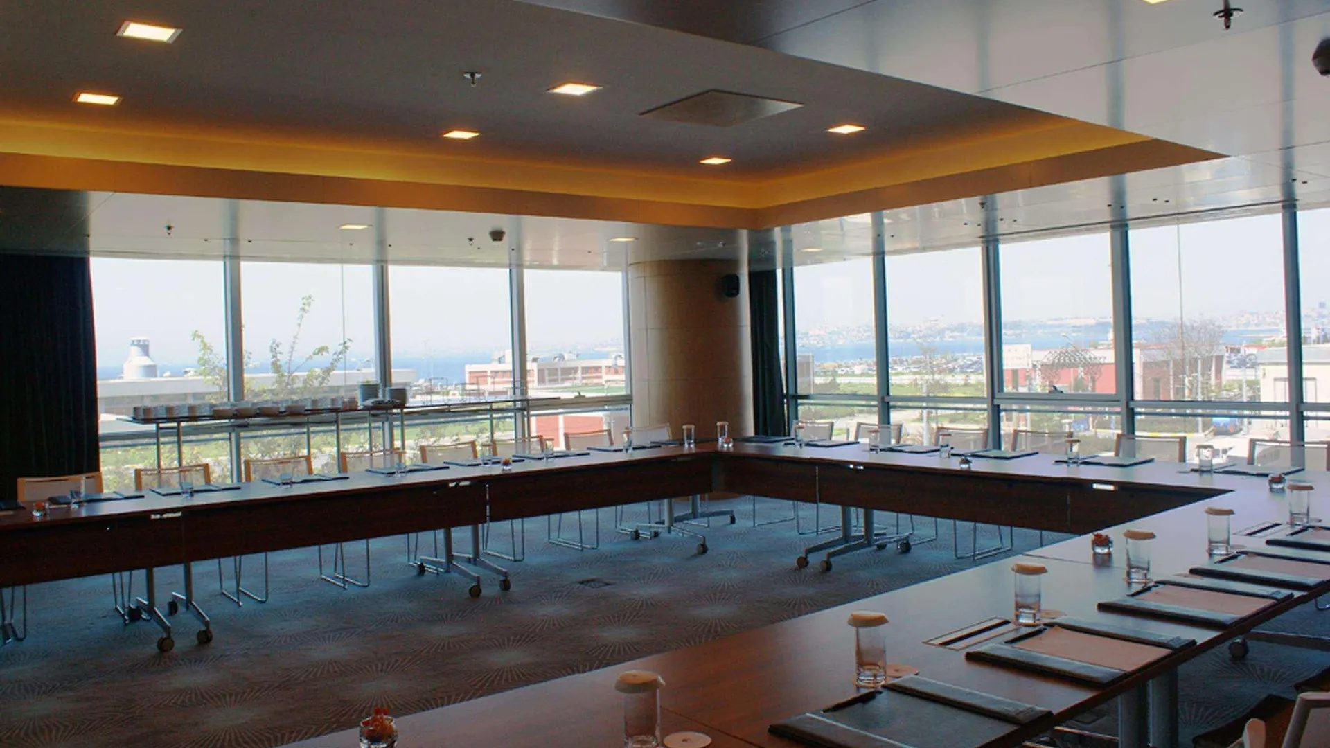 Doubletree By Hilton Istanbul - Moda