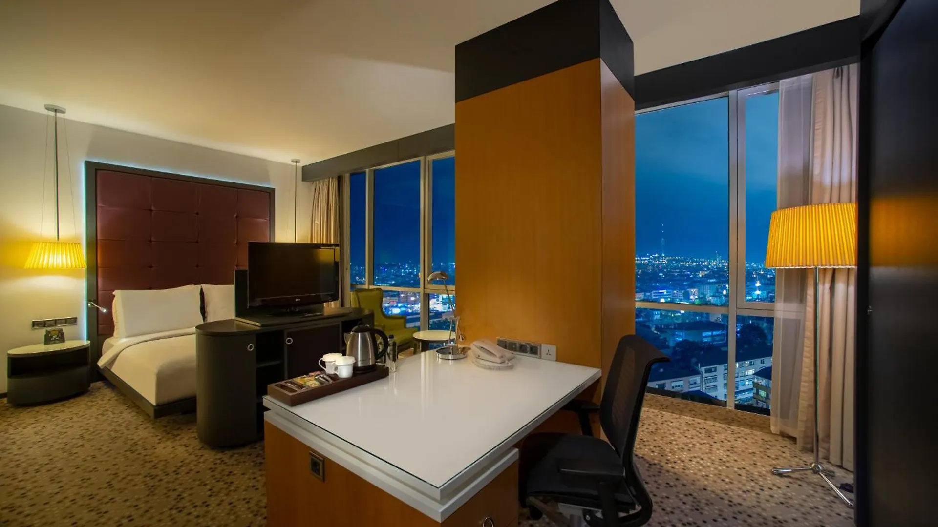Doubletree By Hilton Istanbul - Moda Hotel