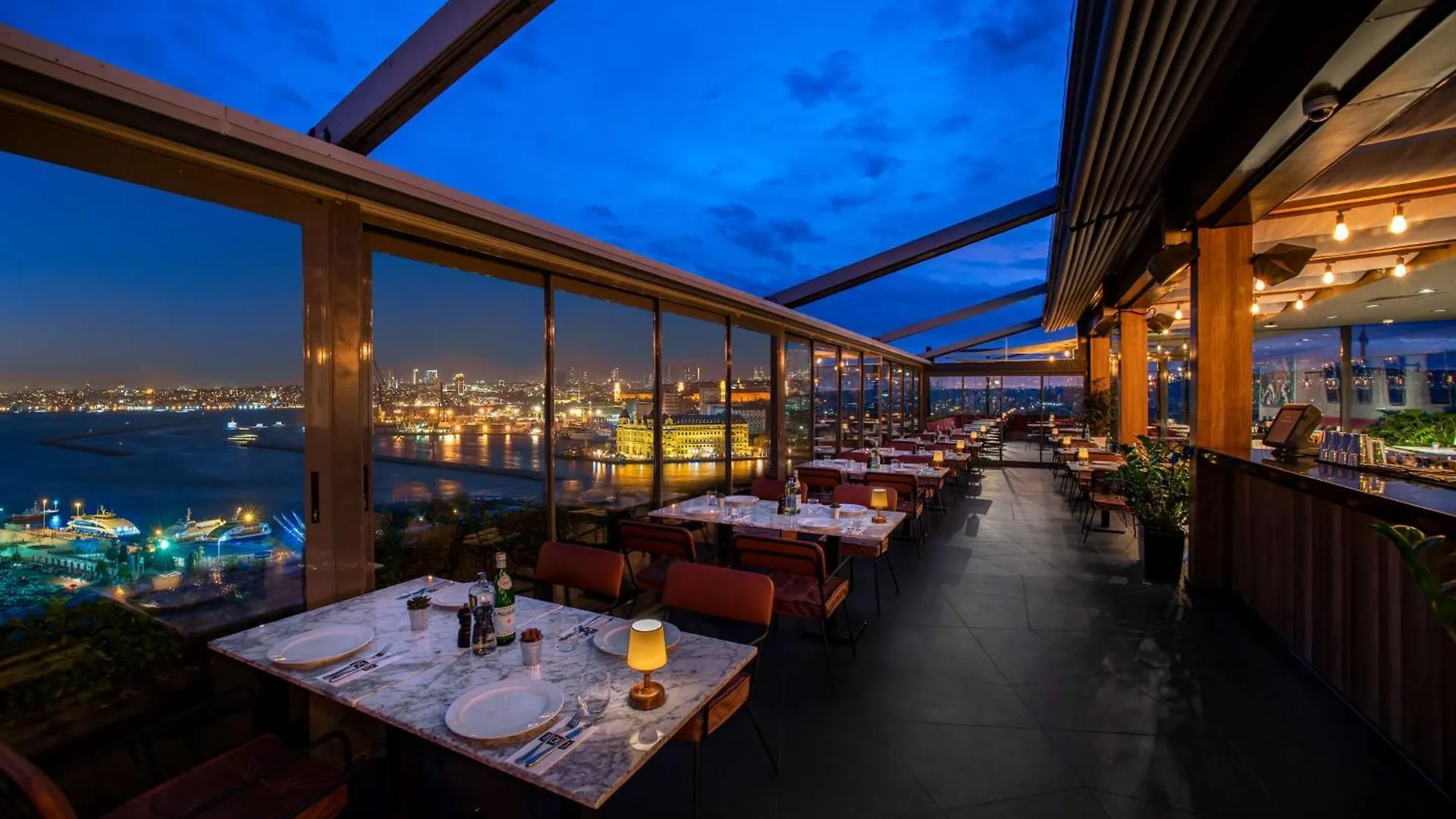 Doubletree By Hilton Istanbul - Moda
